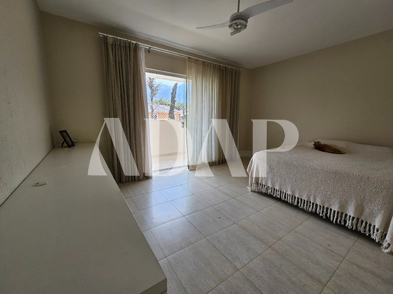 Casa à venda e aluguel com 4 quartos, 360m² - Foto 25