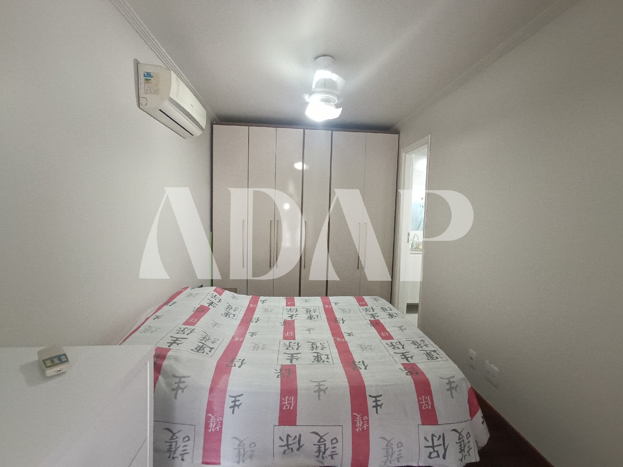 Apartamento à venda com 2 quartos, 67m² - Foto 10