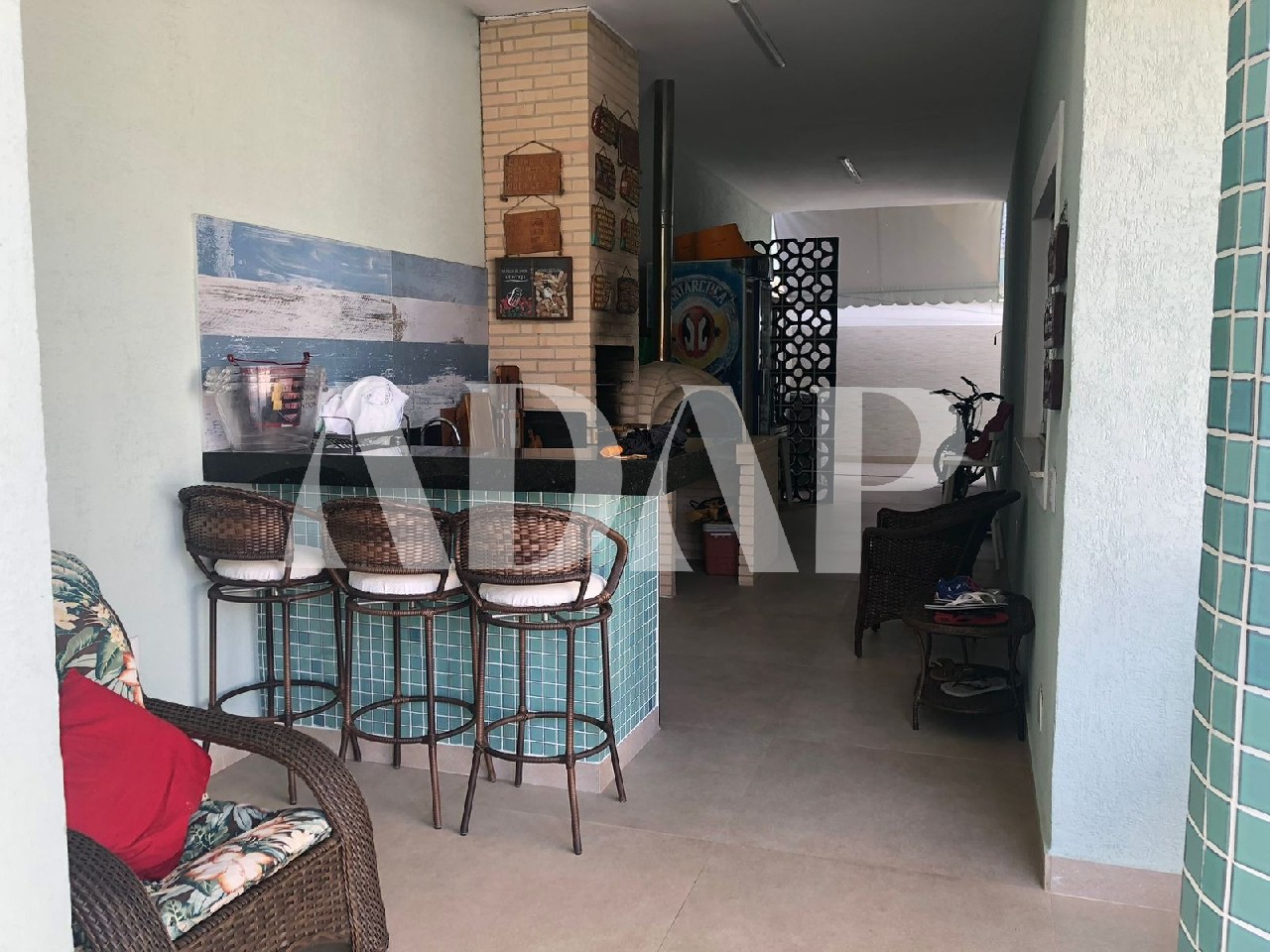 Casa à venda com 4 quartos, 200m² - Foto 9