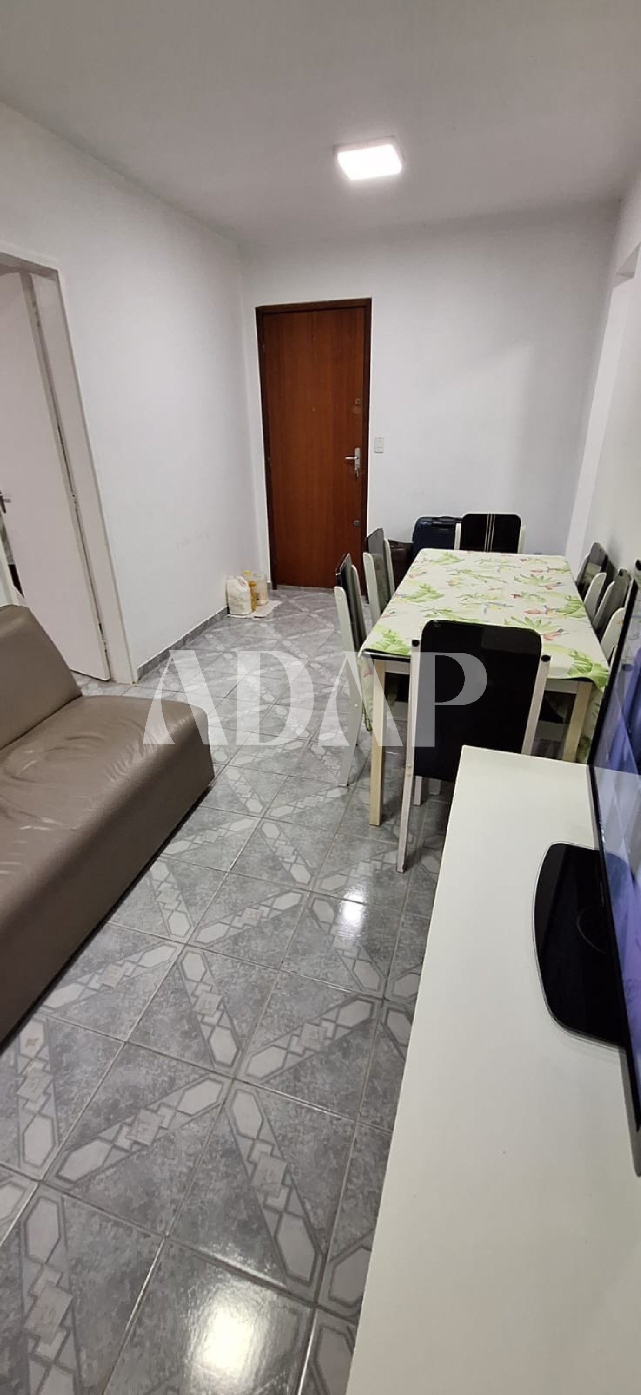 Apartamento à venda com 1 quarto, 47m² - Foto 4