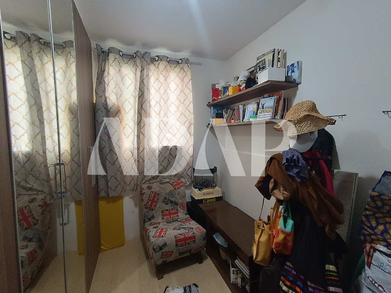 Apartamento à venda com 3 quartos, 54m² - Foto 4