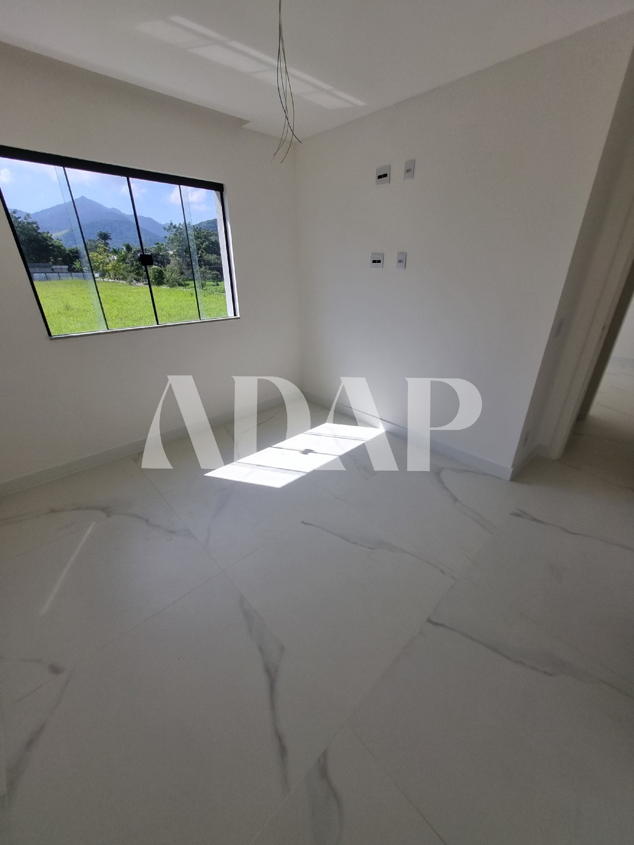 Casa à venda com 4 quartos, 190m² - Foto 24