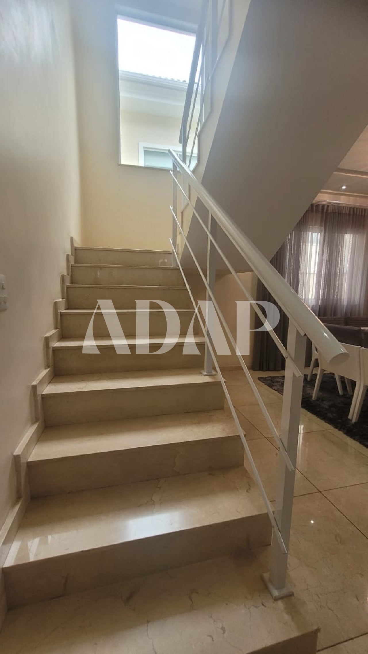 Casa à venda com 3 quartos, 273m² - Foto 11