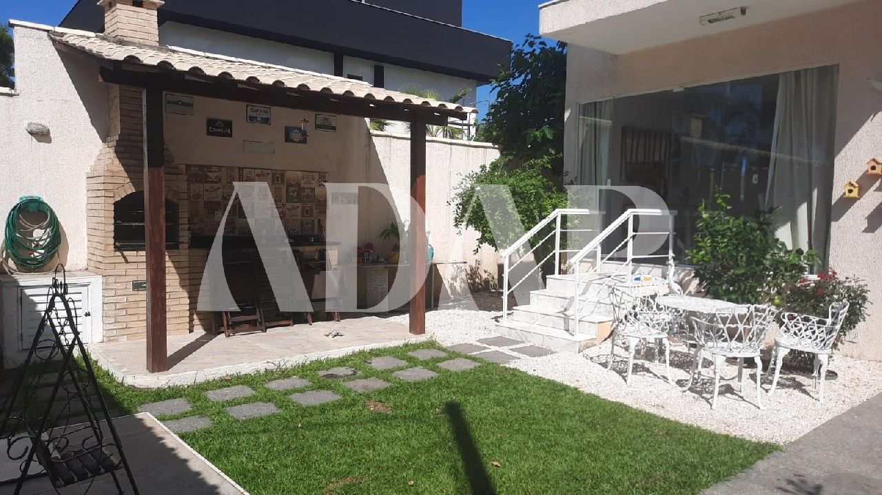 Casa à venda com 4 quartos, 212m² - Foto 5