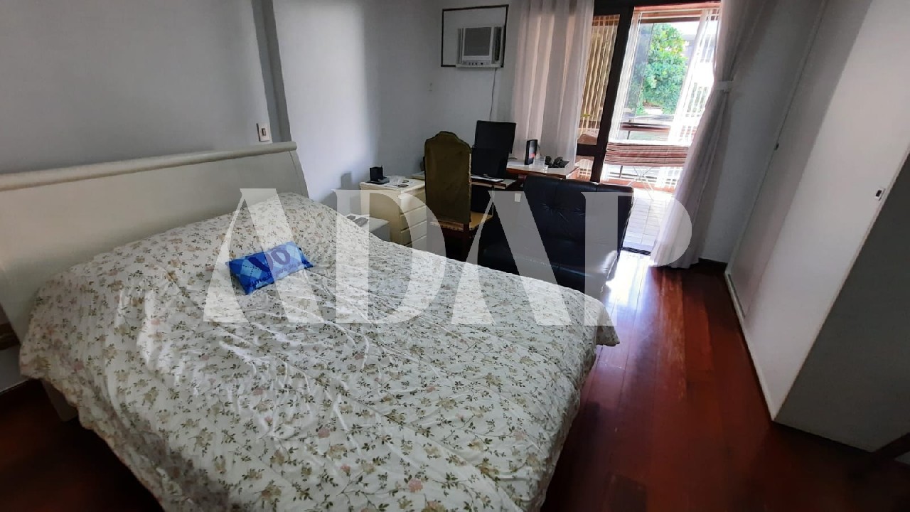 Apartamento à venda com 3 quartos, 183m² - Foto 35