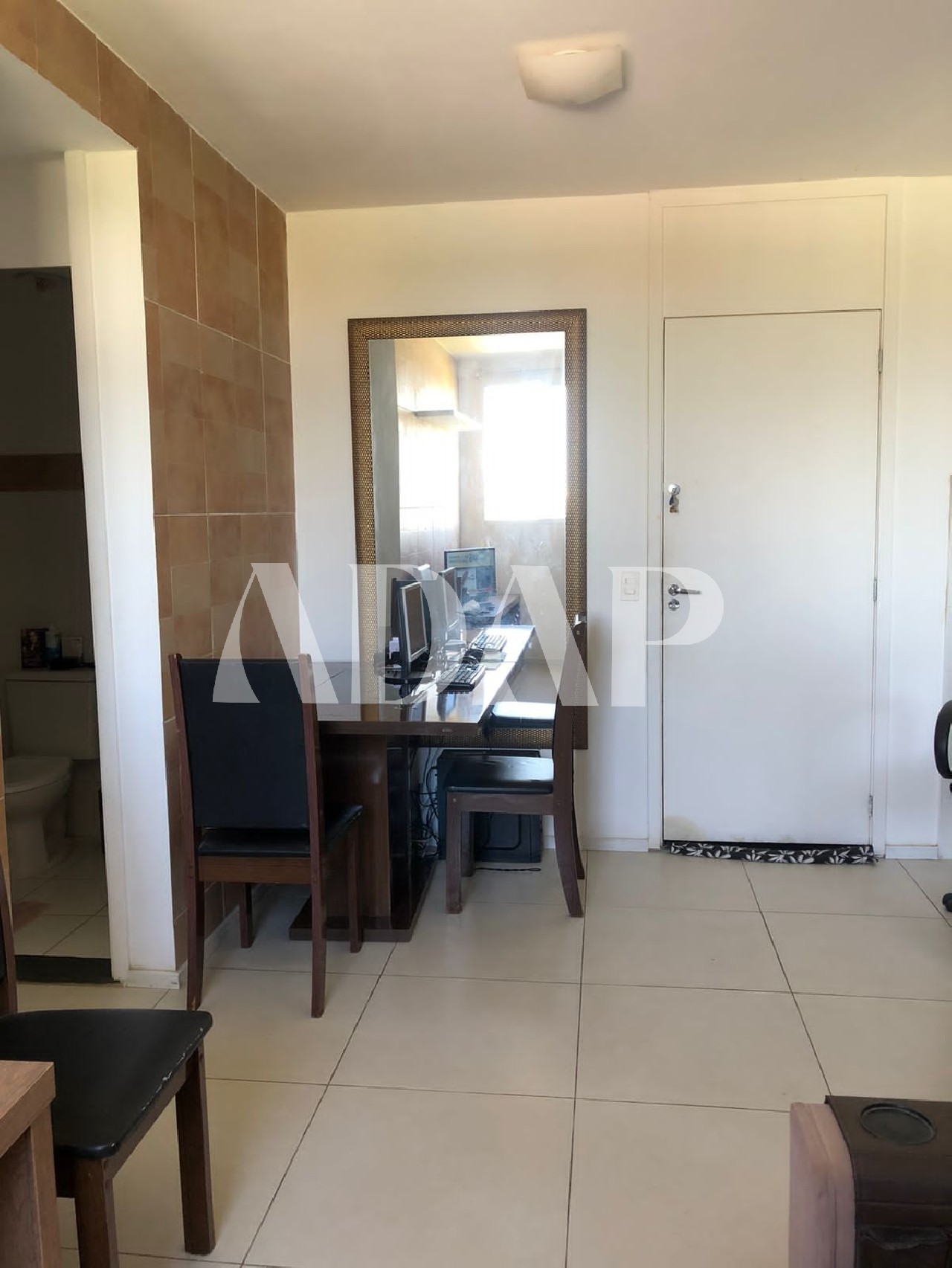 Apartamento à venda com 2 quartos, 44m² - Foto 2