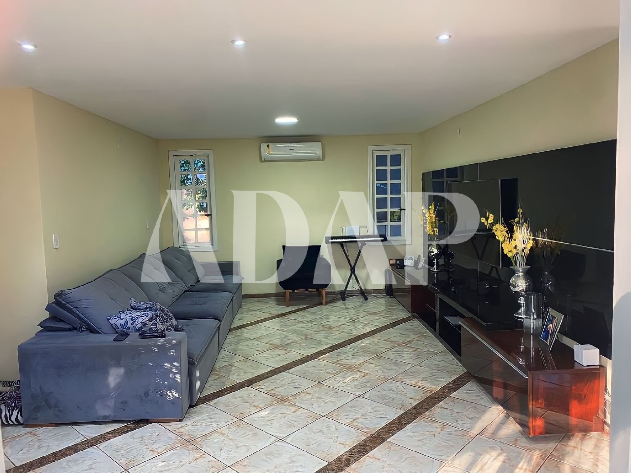 Casa à venda com 8 quartos, 1000m² - Foto 6