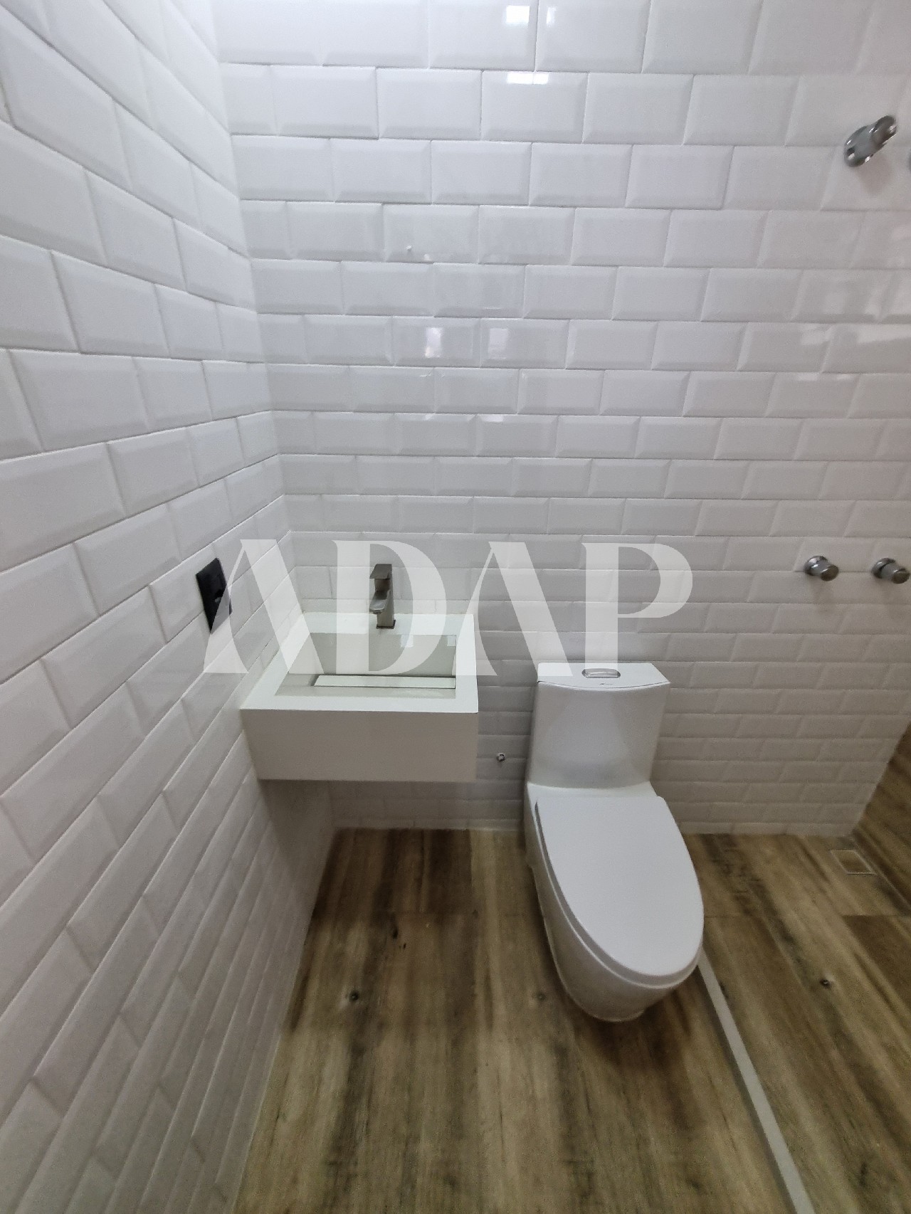 Casa à venda com 4 quartos, 180m² - Foto 22