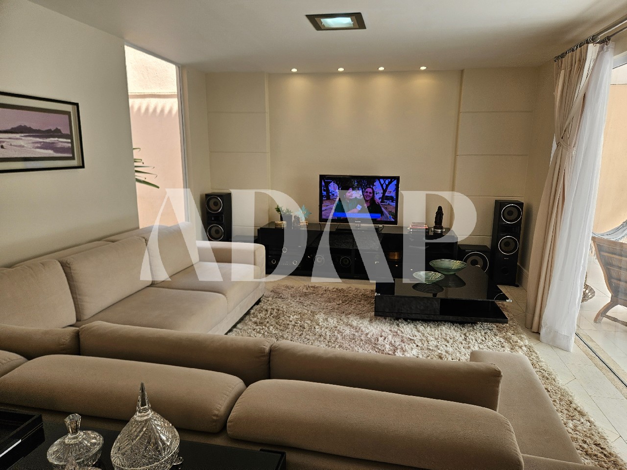 Casa à venda e aluguel com 4 quartos, 360m² - Foto 13