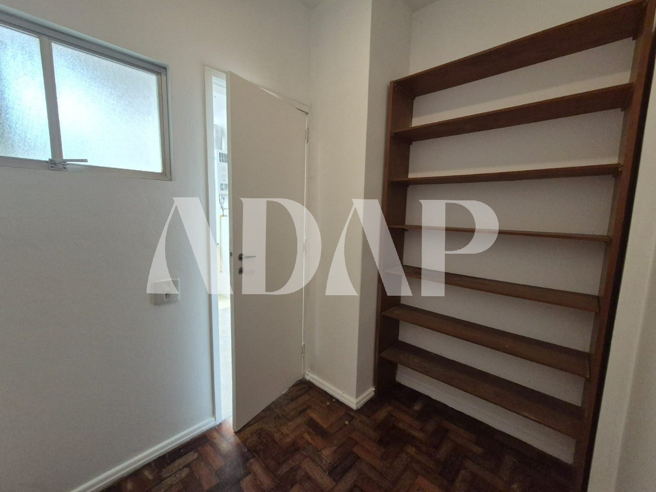 Apartamento para alugar com 3 quartos, 125m² - Foto 30