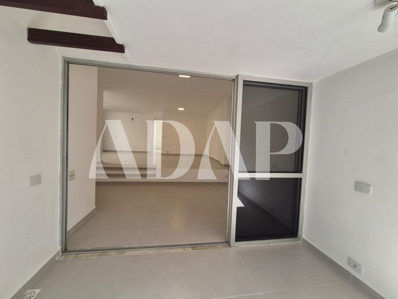 Apartamento para alugar com 3 quartos, 125m² - Foto 10