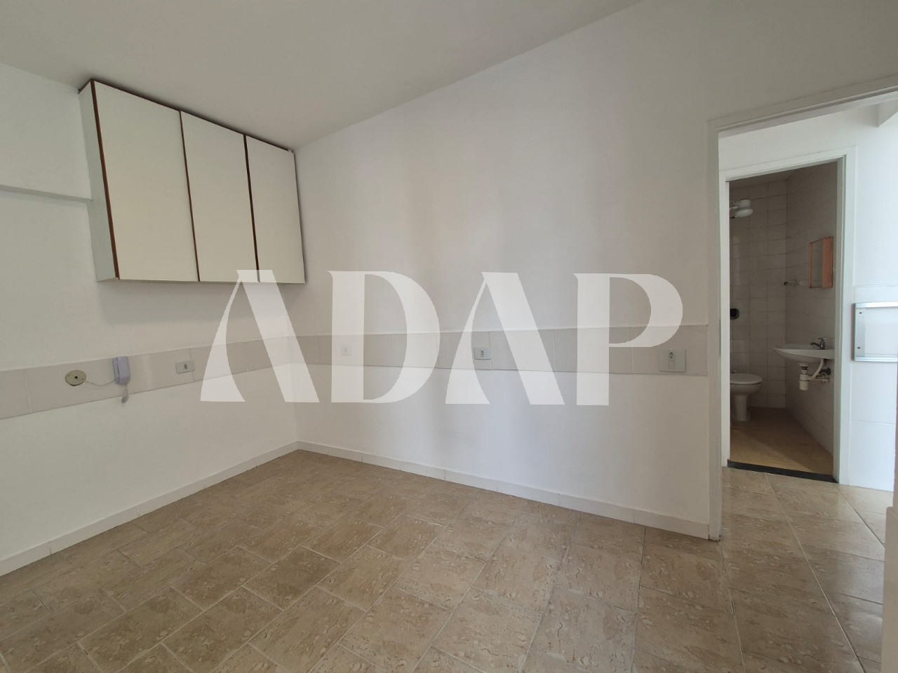 Apartamento para alugar com 3 quartos, 125m² - Foto 14