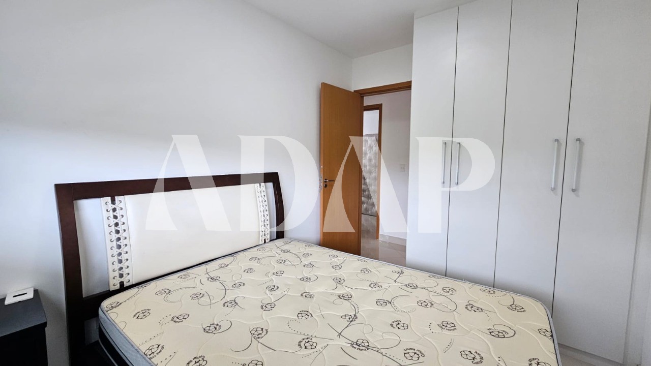 Apartamento à venda com 3 quartos, 95m² - Foto 11