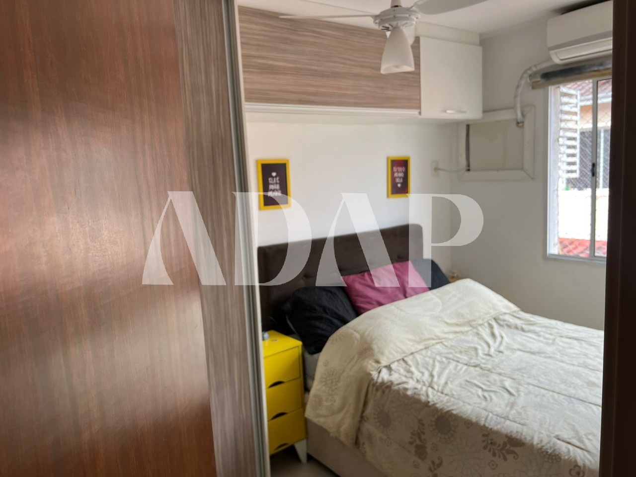 Casa à venda com 3 quartos, 85m² - Foto 12