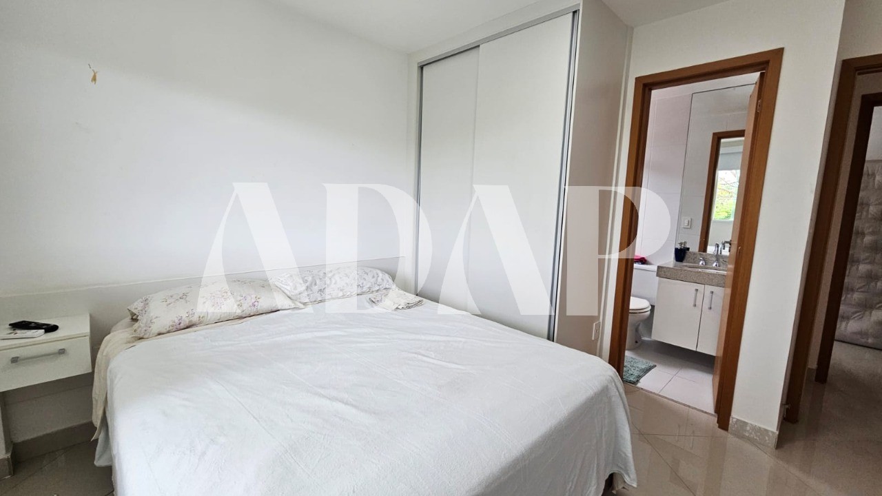 Apartamento à venda com 3 quartos, 95m² - Foto 8