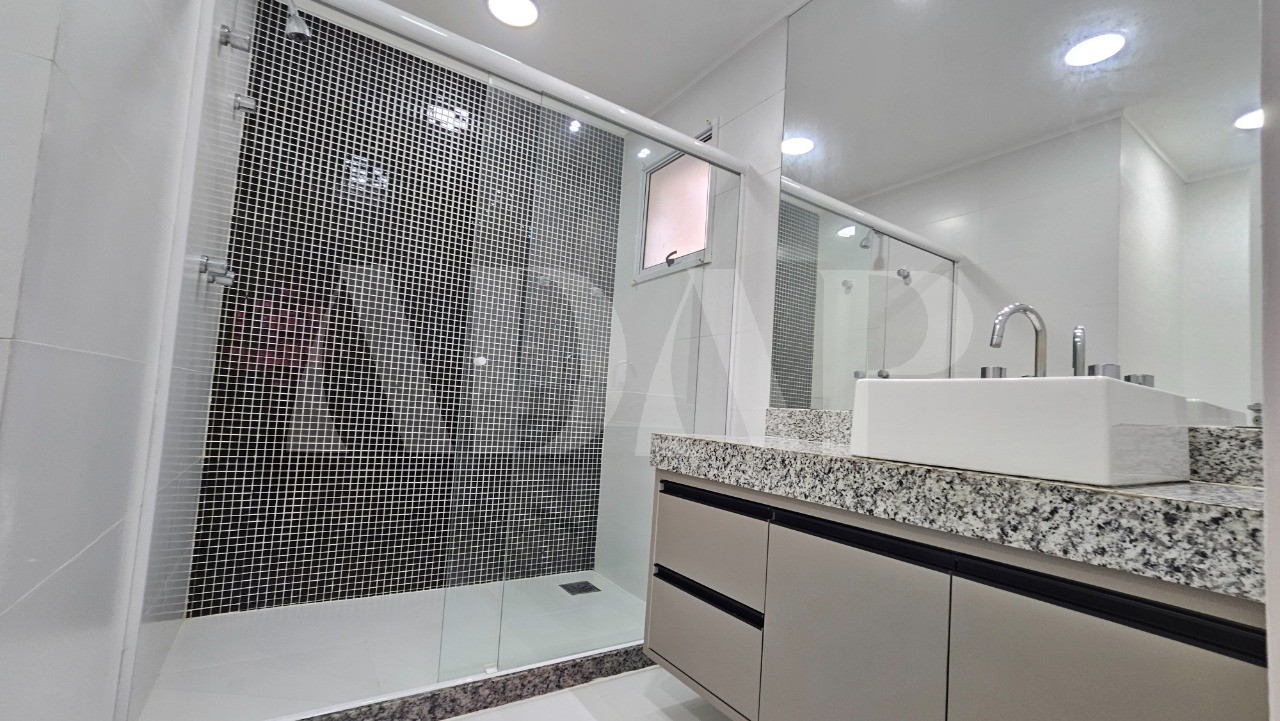 Casa, 5 quartos, 238 m² - Foto 30