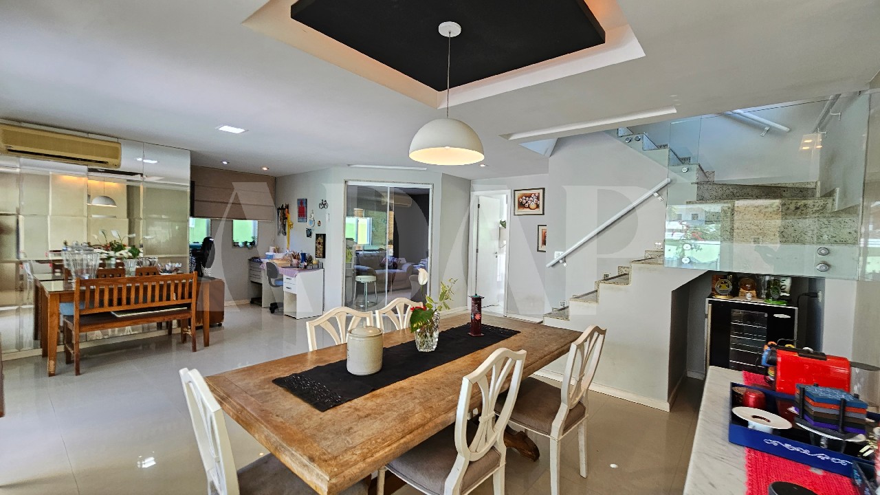 Casa, 3 quartos, 300 m² - Foto 11