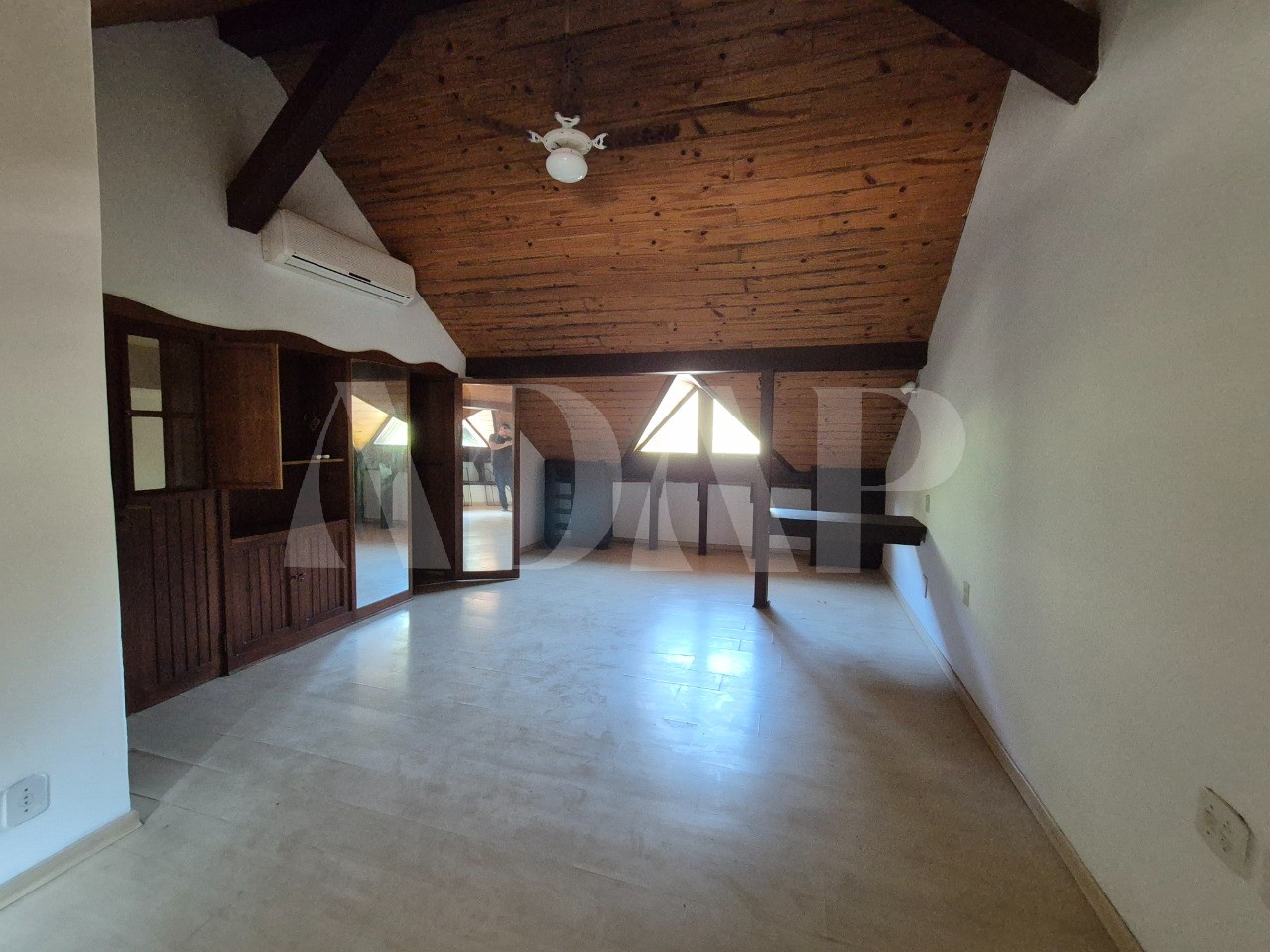 Casa, 4 quartos, 250 m² - Foto 27