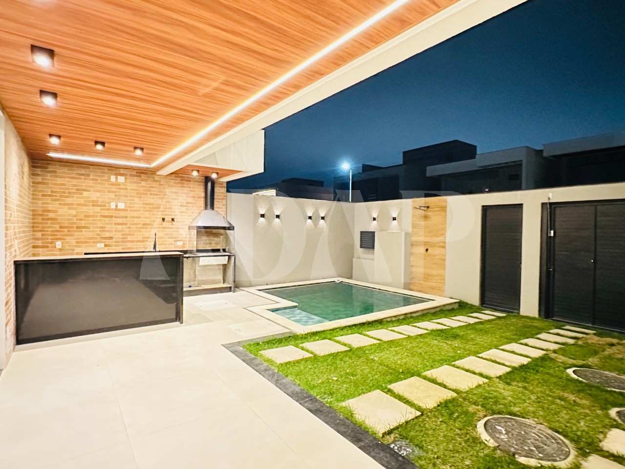 Casa, 4 quartos, 202 m² - Foto 4