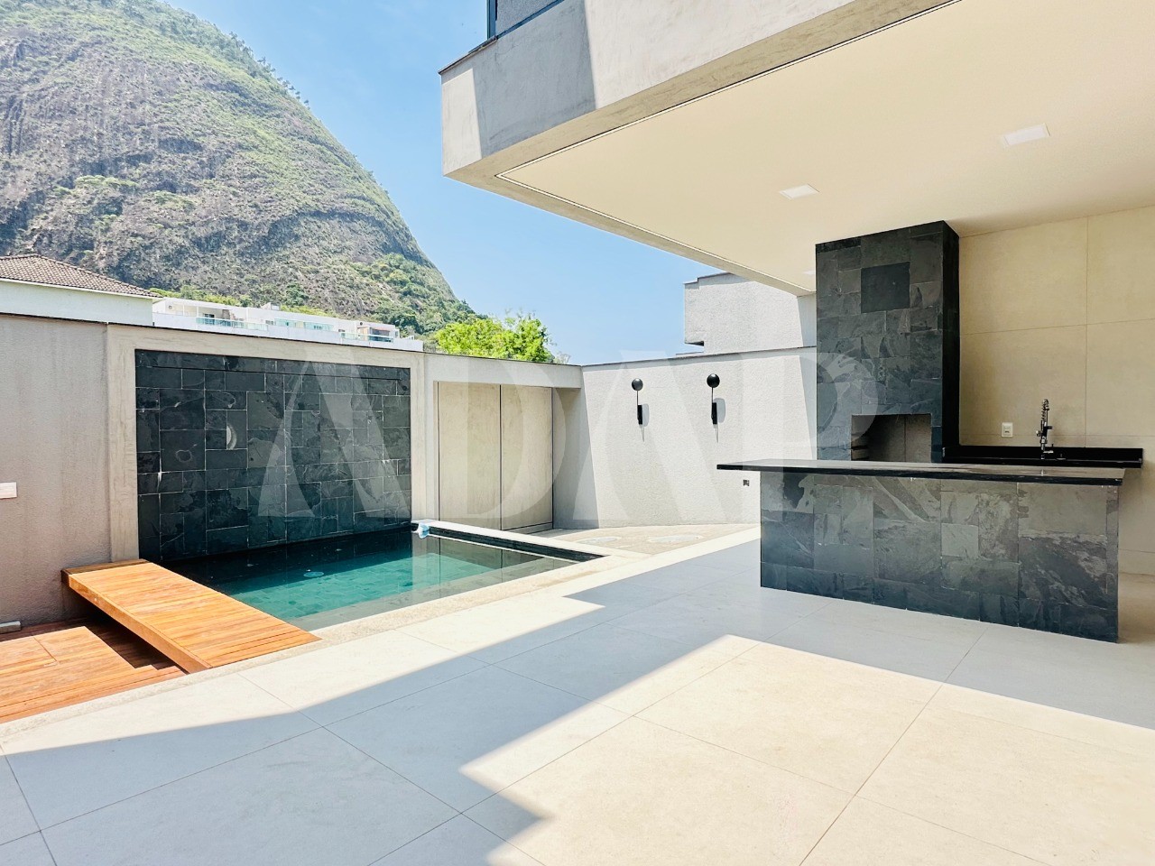 Casa, 4 quartos, 325 m² - Foto 3