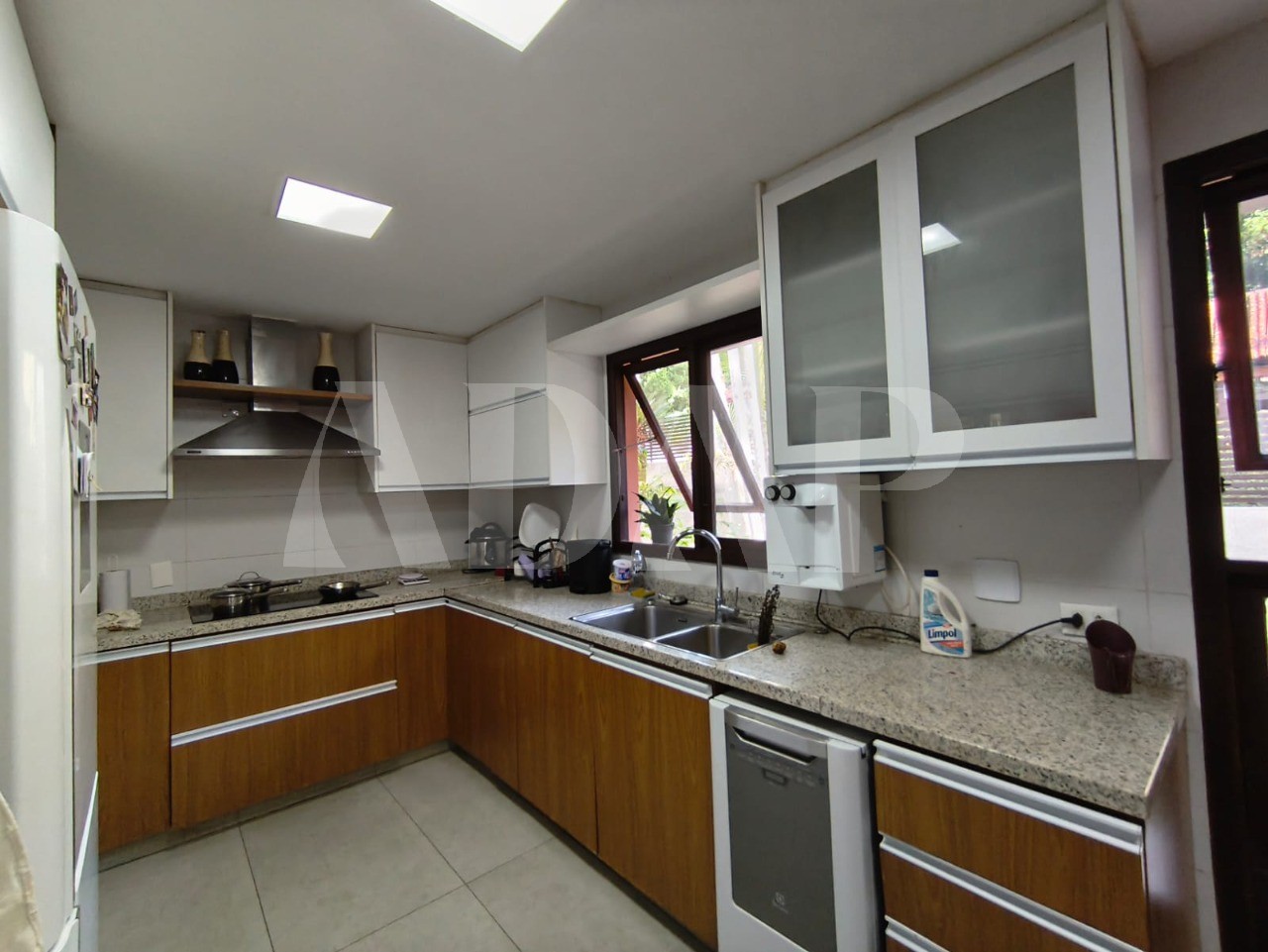 Casa, 4 quartos, 307 m² - Foto 33