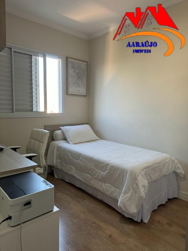 Apartamento à venda com 3 quartos, 74m² - Foto 11