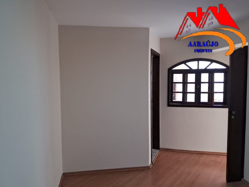 Casa à venda com 3 quartos, 134m² - Foto 13