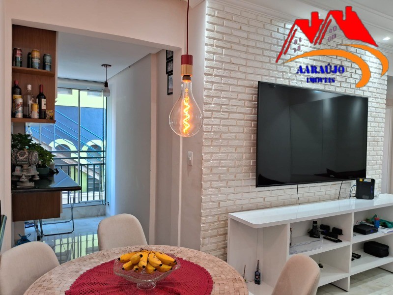 Apartamento à venda com 3 quartos, 74m² - Foto 1