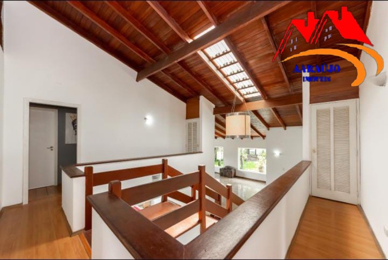 Casa à venda com 5 quartos, 550m² - Foto 9