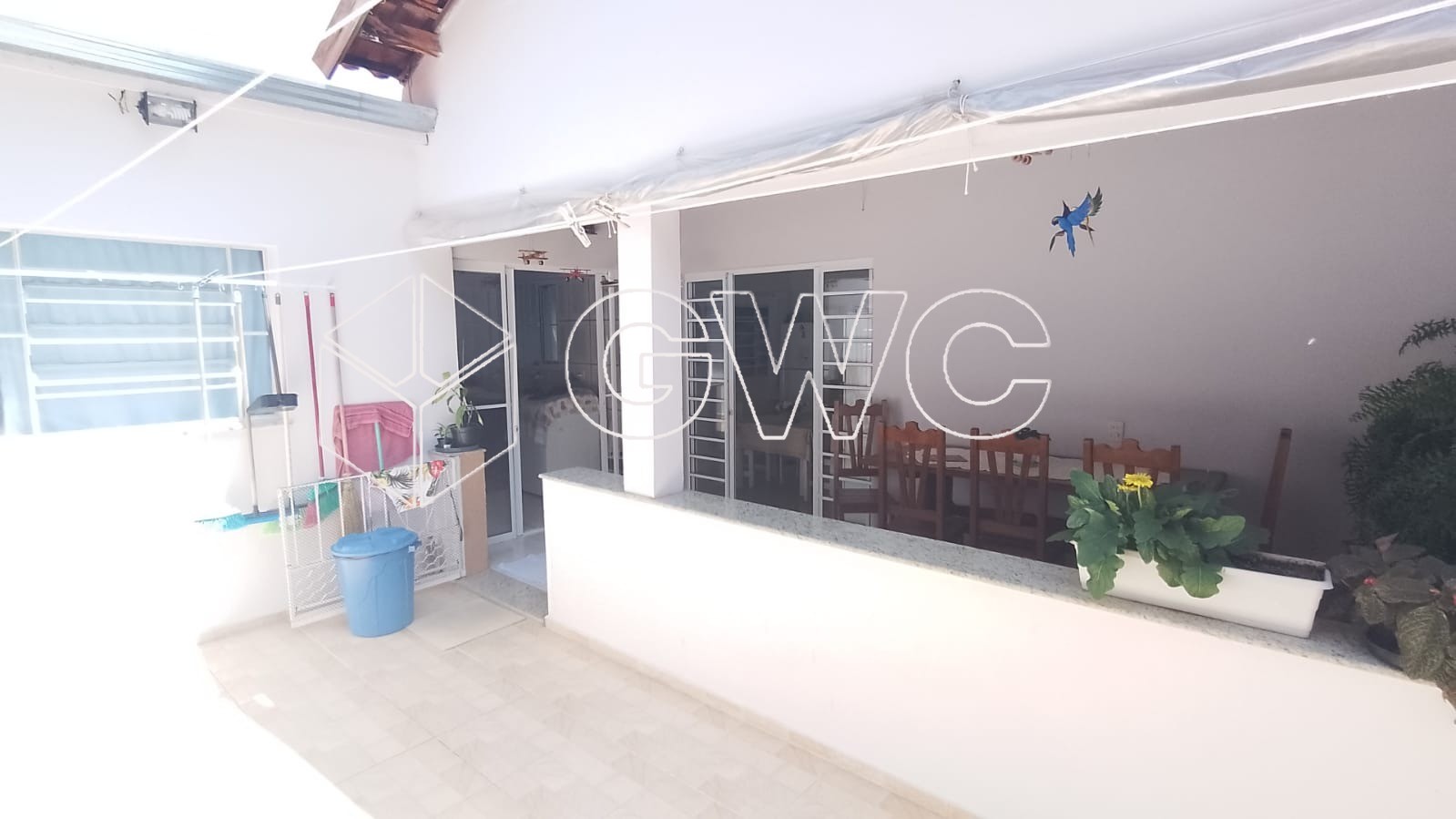 Casa à venda com 3 quartos, 250m² - Foto 2