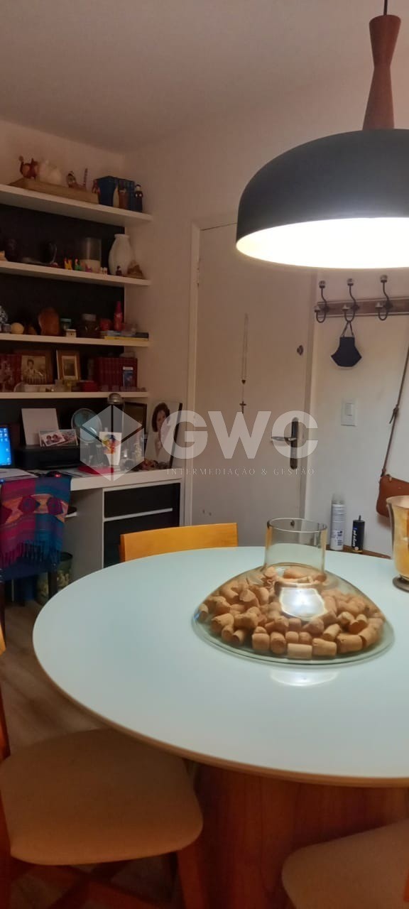 Apartamento à venda com 2 quartos, 80m² - Foto 3