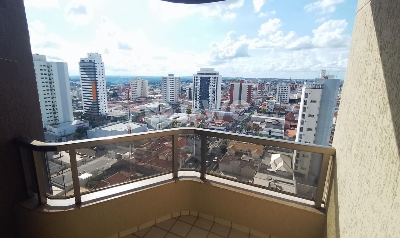 Apartamento à venda com 3 quartos, 160m² - Foto 5