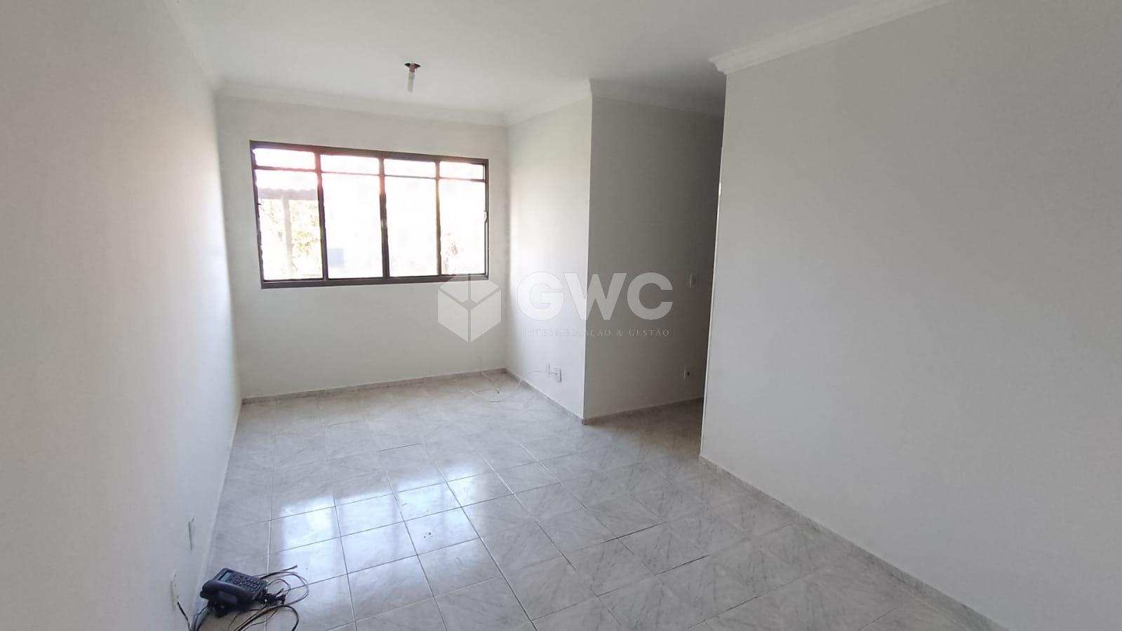 Apartamento à venda com 3 quartos, 60m² - Foto 2