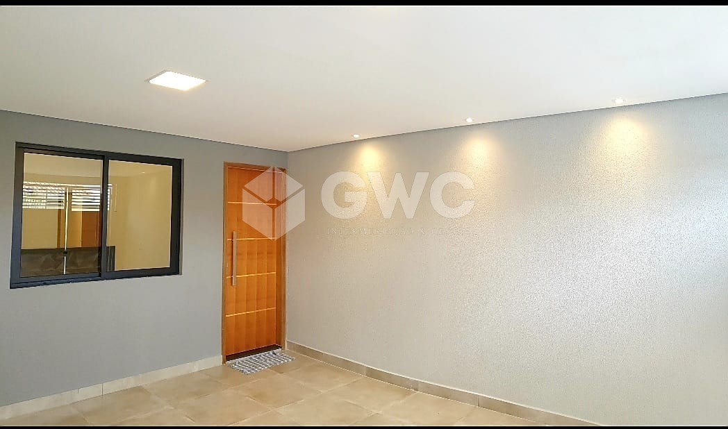 Casa à venda com 3 quartos, 140m² - Foto 2