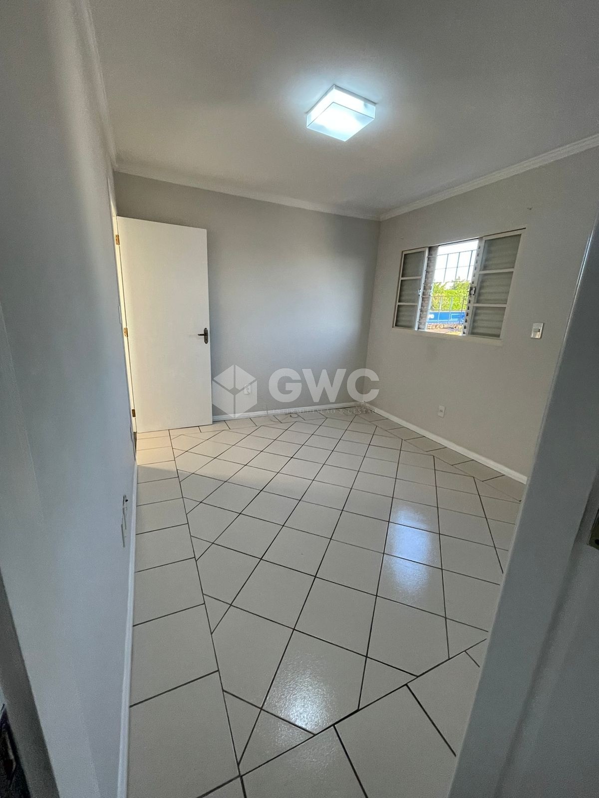 Apartamento à venda com 2 quartos, 72m² - Foto 14