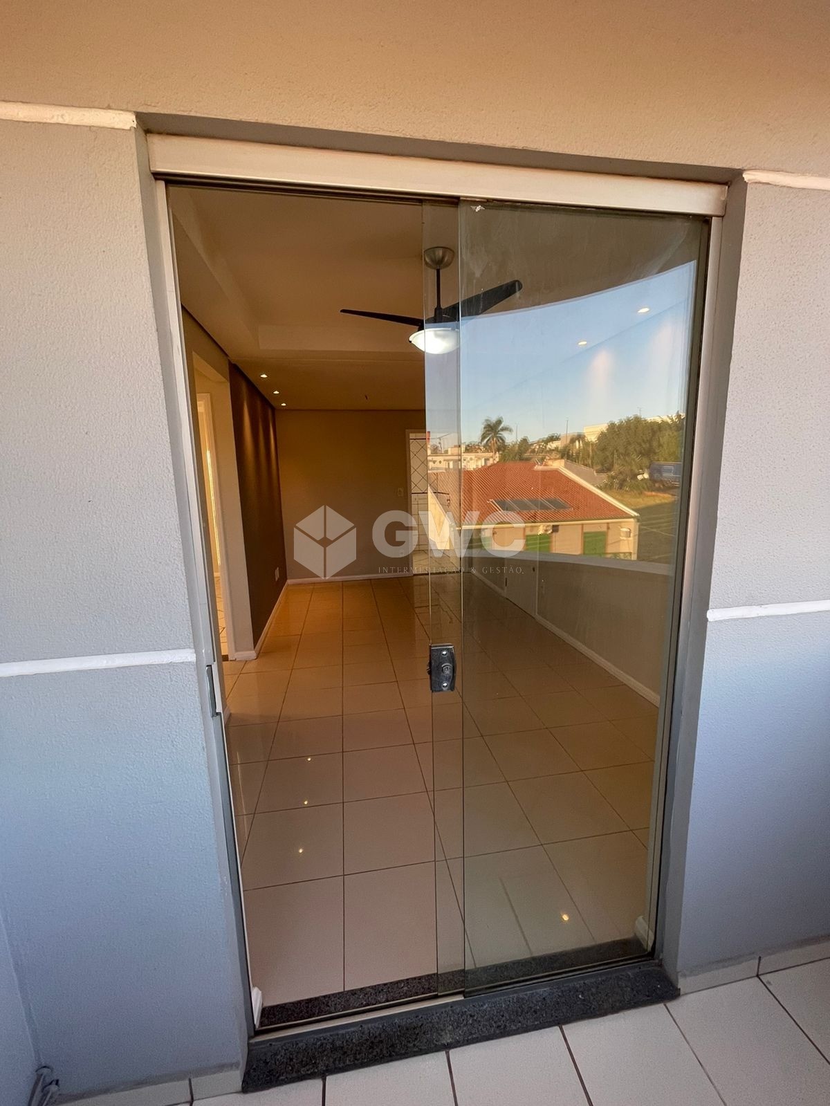 Apartamento à venda com 2 quartos, 72m² - Foto 19