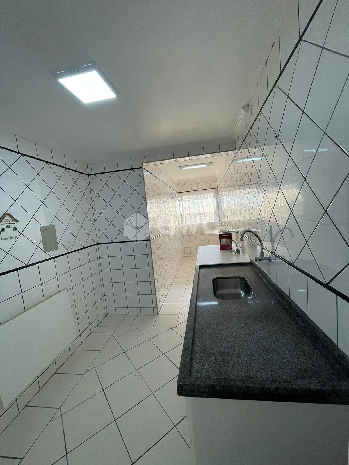 Apartamento à venda com 2 quartos, 72m² - Foto 9