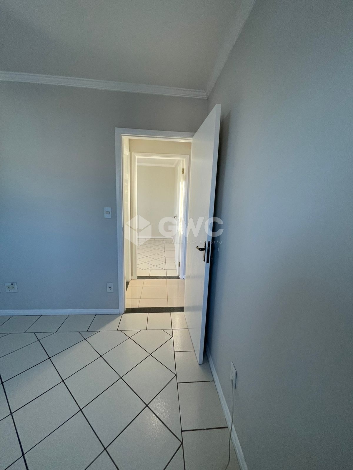 Apartamento à venda com 2 quartos, 72m² - Foto 16