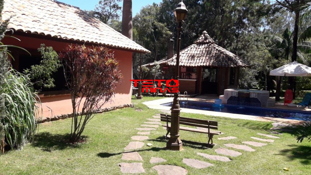 Casa à venda com 3 quartos - Foto 1