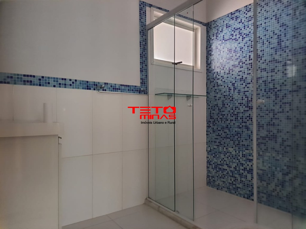 Casa à venda com 3 quartos, 248m² - Foto 27