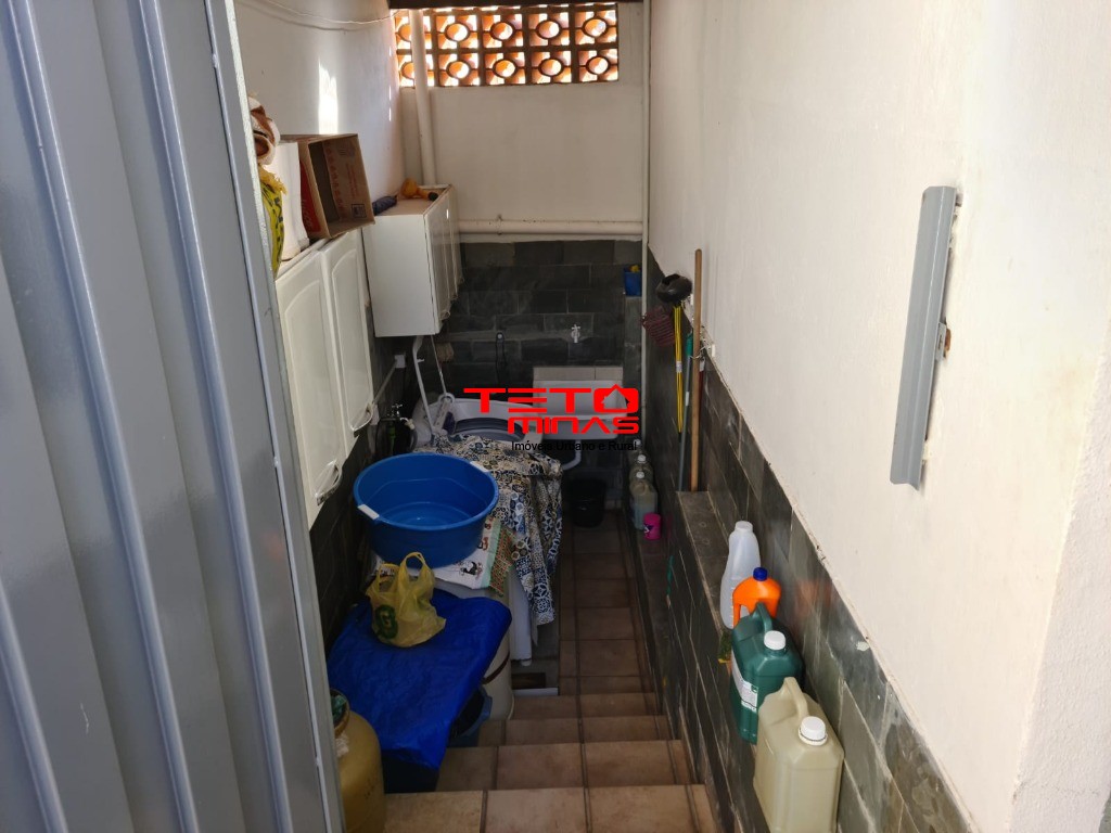 Casa à venda com 3 quartos - Foto 25