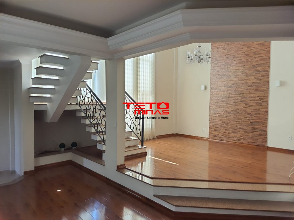 Casa à venda com 3 quartos, 248m² - Foto 26