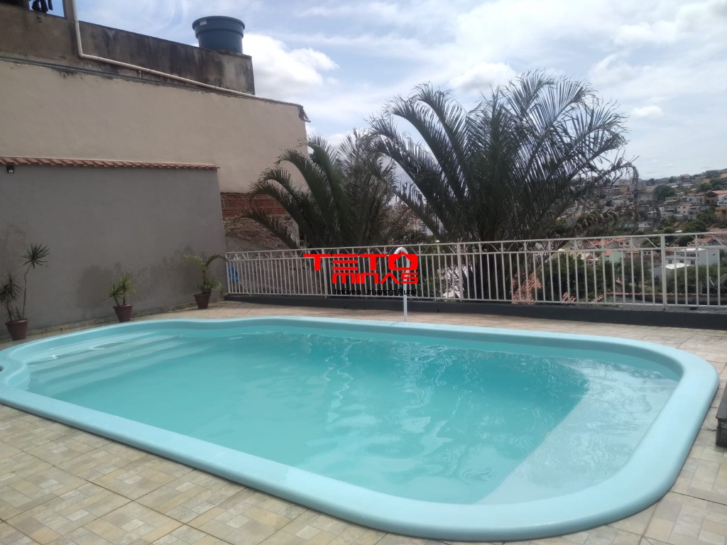 Casa à venda com 3 quartos - Foto 1