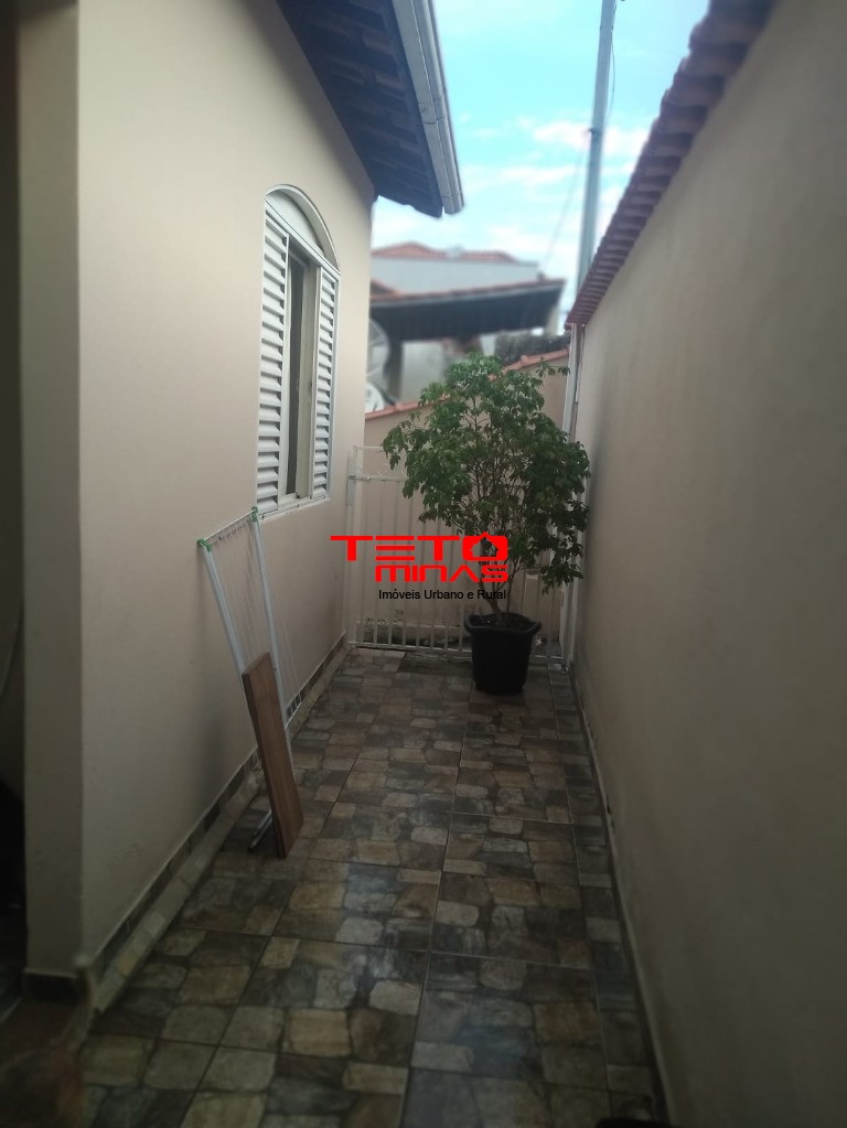 Casa à venda com 3 quartos - Foto 4
