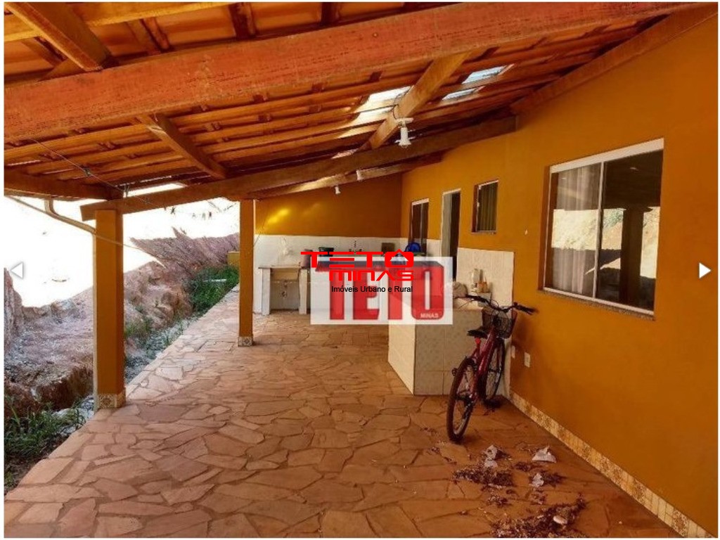 Chácara à venda com 4 quartos, 370m² - Foto 2