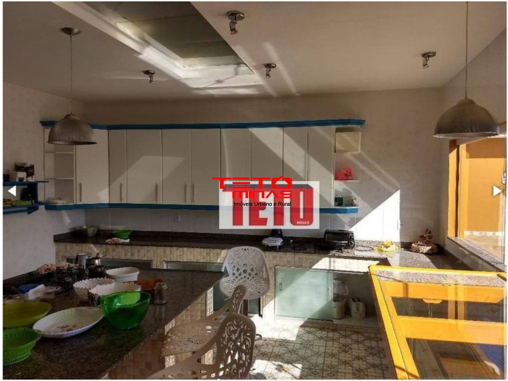 Chácara à venda com 4 quartos, 370m² - Foto 22