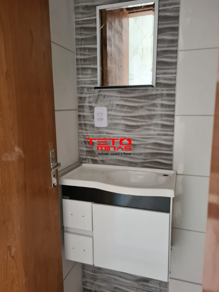 Casa à venda com 2 quartos, 90m² - Foto 10