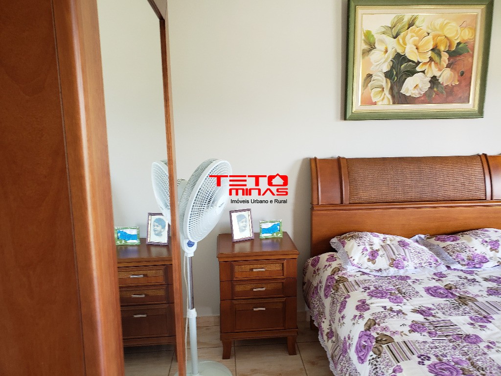 Casa à venda com 4 quartos, 310m² - Foto 38