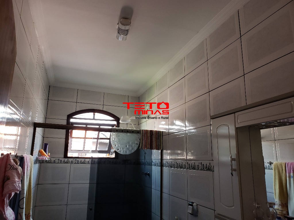 Casa à venda com 4 quartos, 310m² - Foto 34