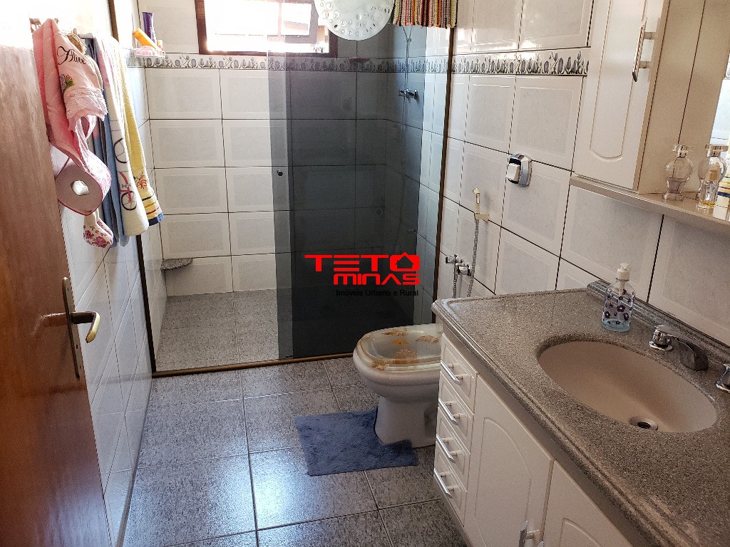 Casa à venda com 4 quartos, 310m² - Foto 35